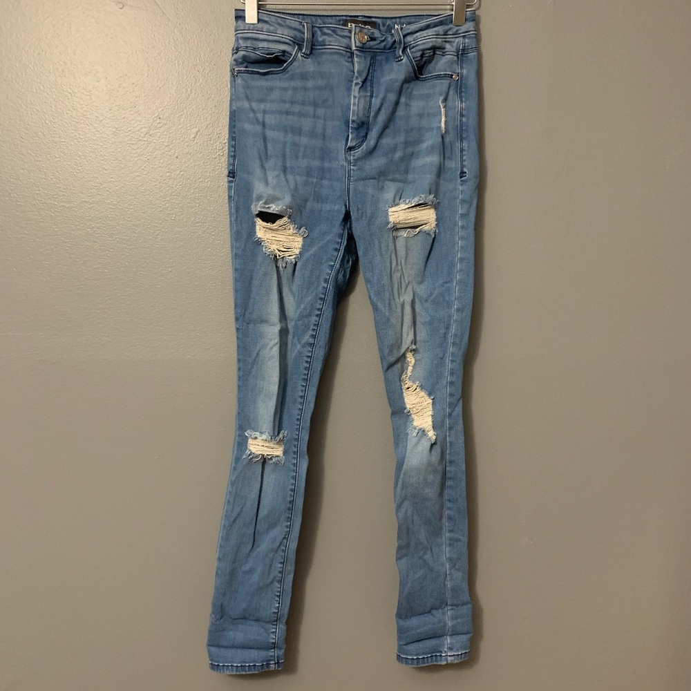 bebe High rise distressed